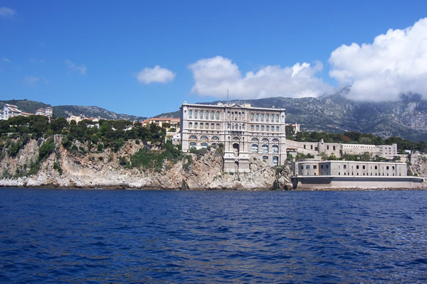 Das Gebäude des Institute Ozeanographique de Monaco